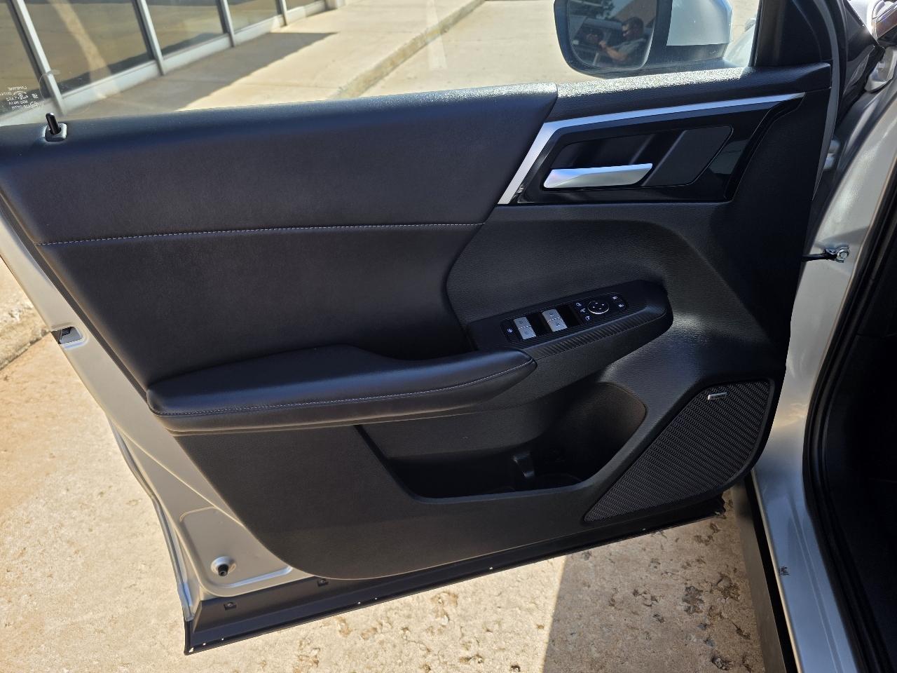 Mitsubishi Outlander SE AWC 2025