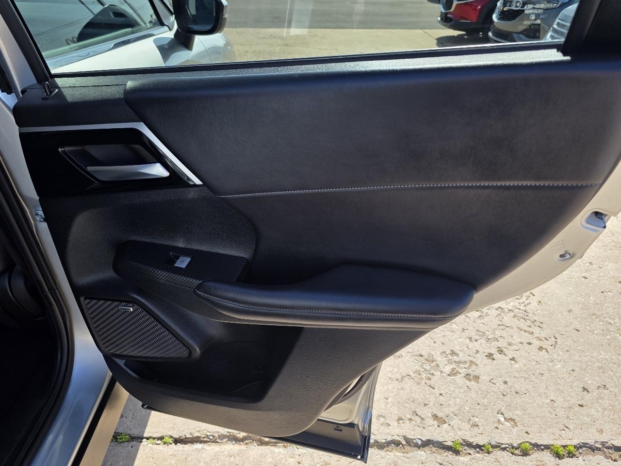 Mitsubishi Outlander SE AWC 2025