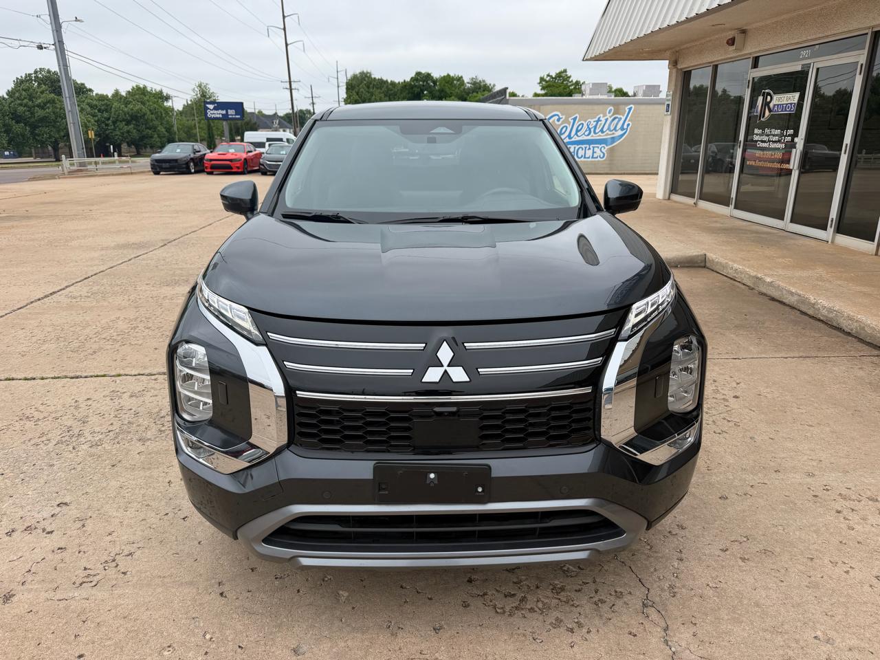 Mitsubishi Outlander SE AWC 2025