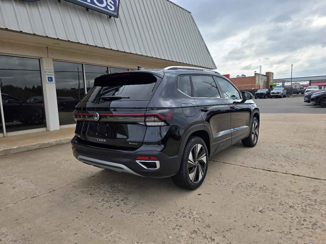 Volkswagen Taos SE 4Motion 2025