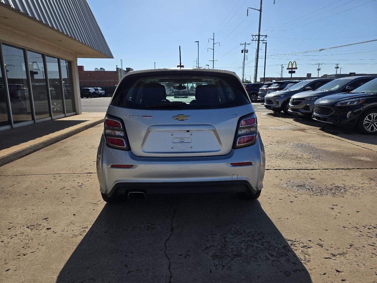 Chevrolet Sonic 5dr HB Auto LT w/1SD 2017