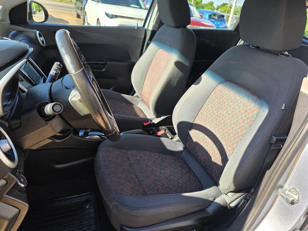 Chevrolet Sonic 5dr HB Auto LT w/1SD 2017