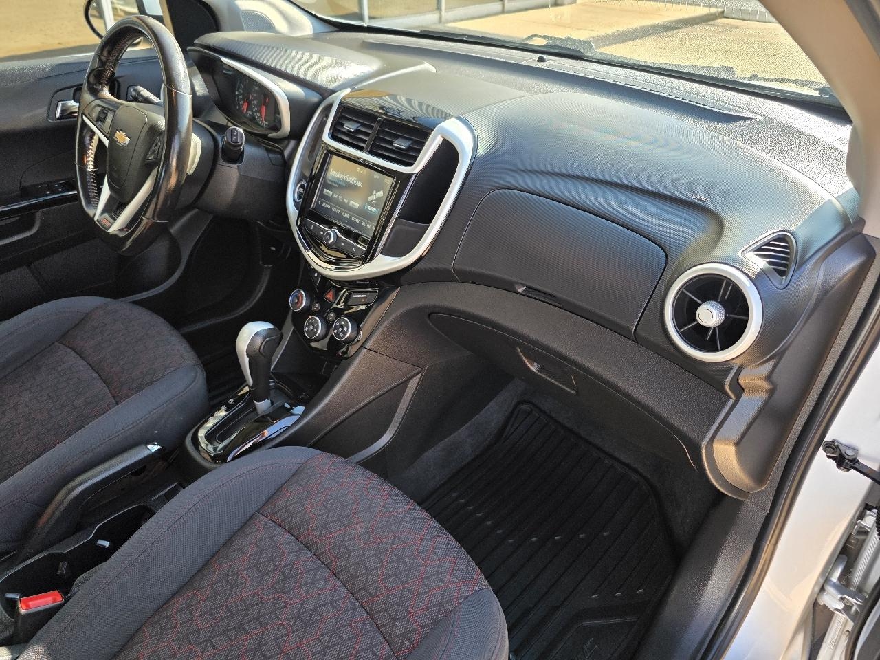 Chevrolet Sonic 5dr HB Auto LT w/1SD 2017