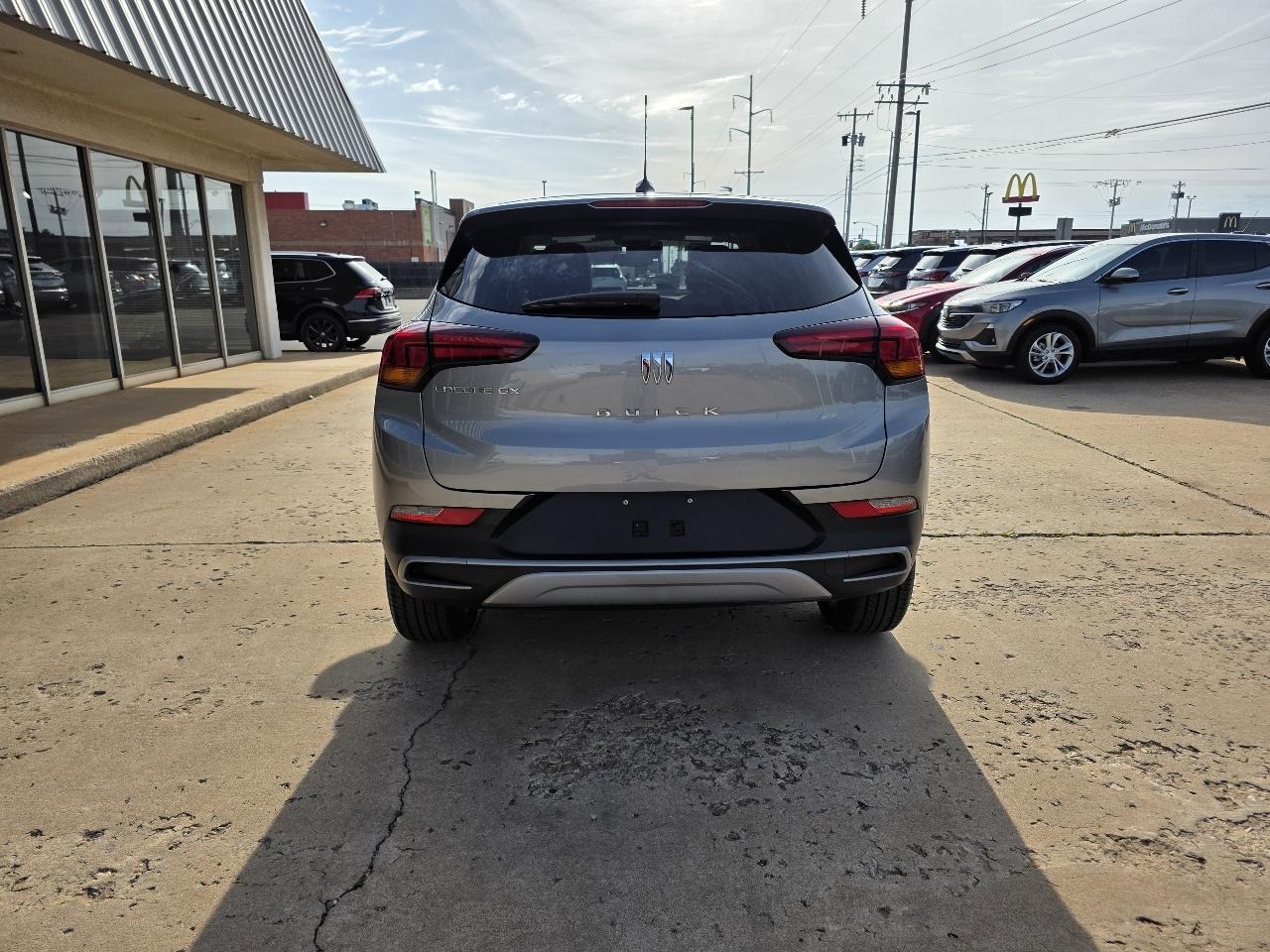 Buick Encore GX FWD 4dr Preferred 2024