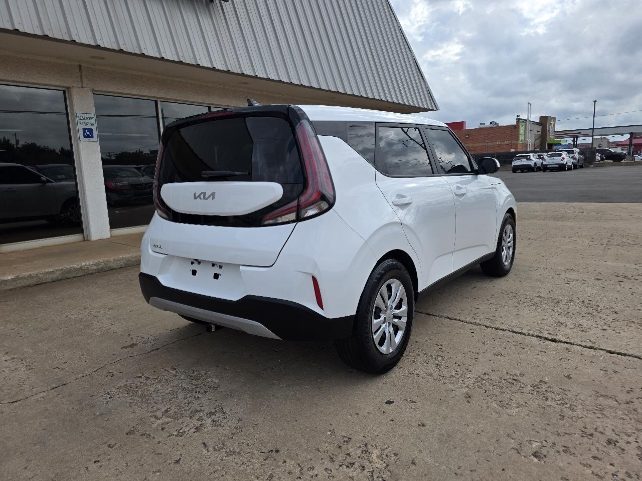 Kia Soul LX FWD 2025