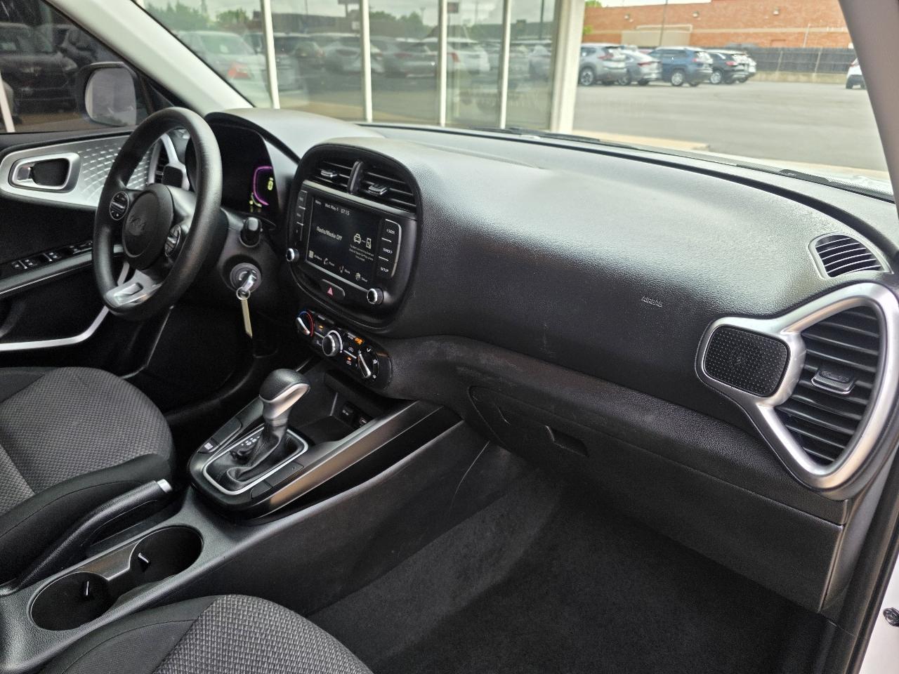 Kia Soul LX FWD 2025