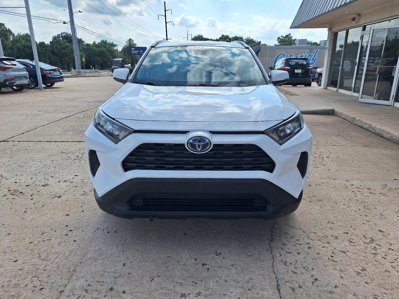 Toyota RAV4 Hybrid LE AWD (Natl) 2021