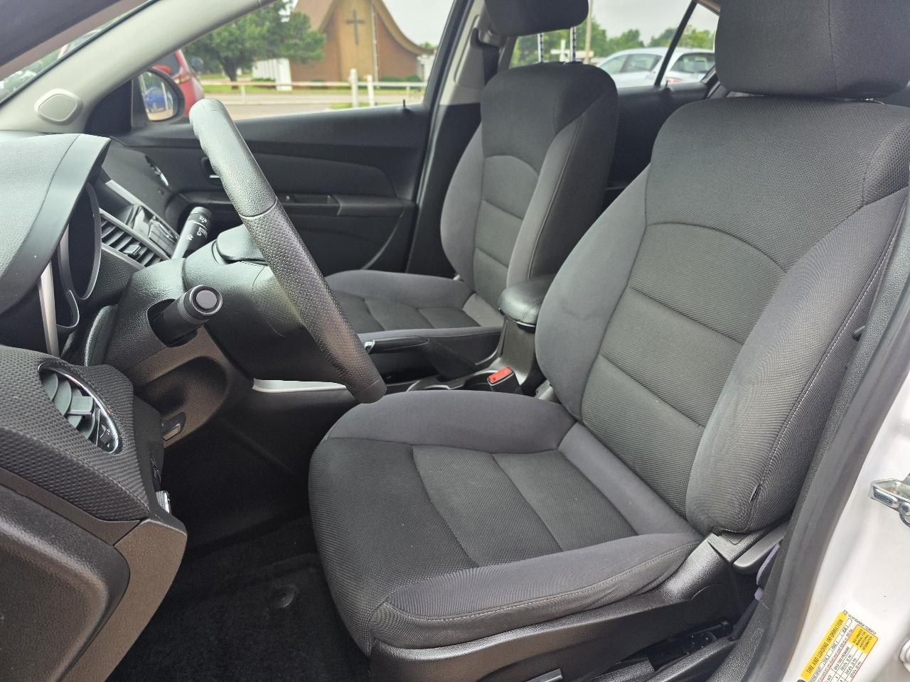 Chevrolet Cruze 4dr Sdn Auto 1LT 2015