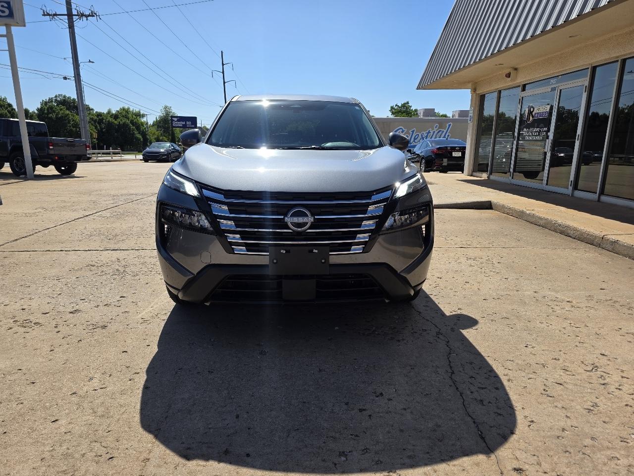 Nissan Rogue AWD SV 2025