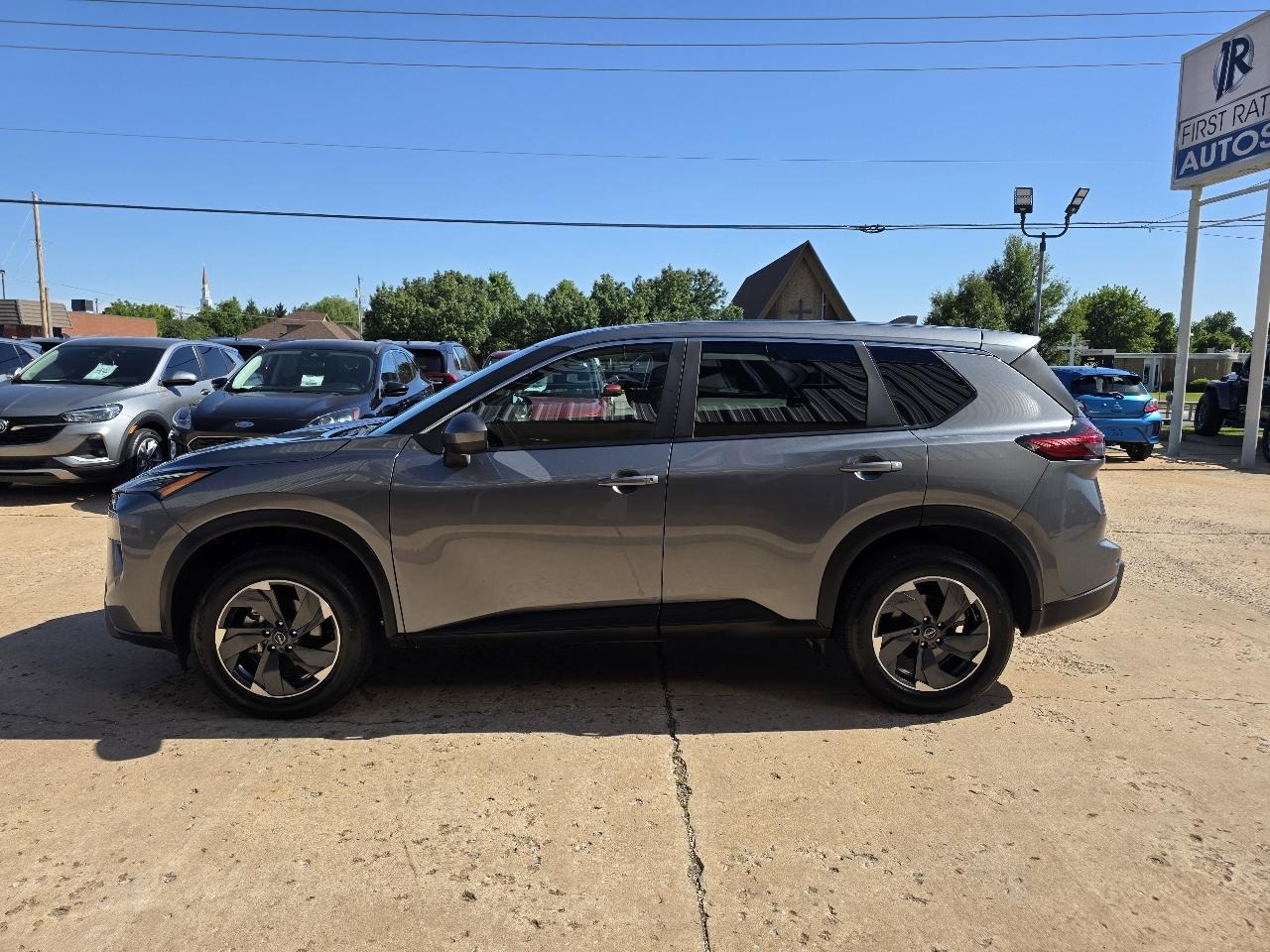 Nissan Rogue AWD SV 2025