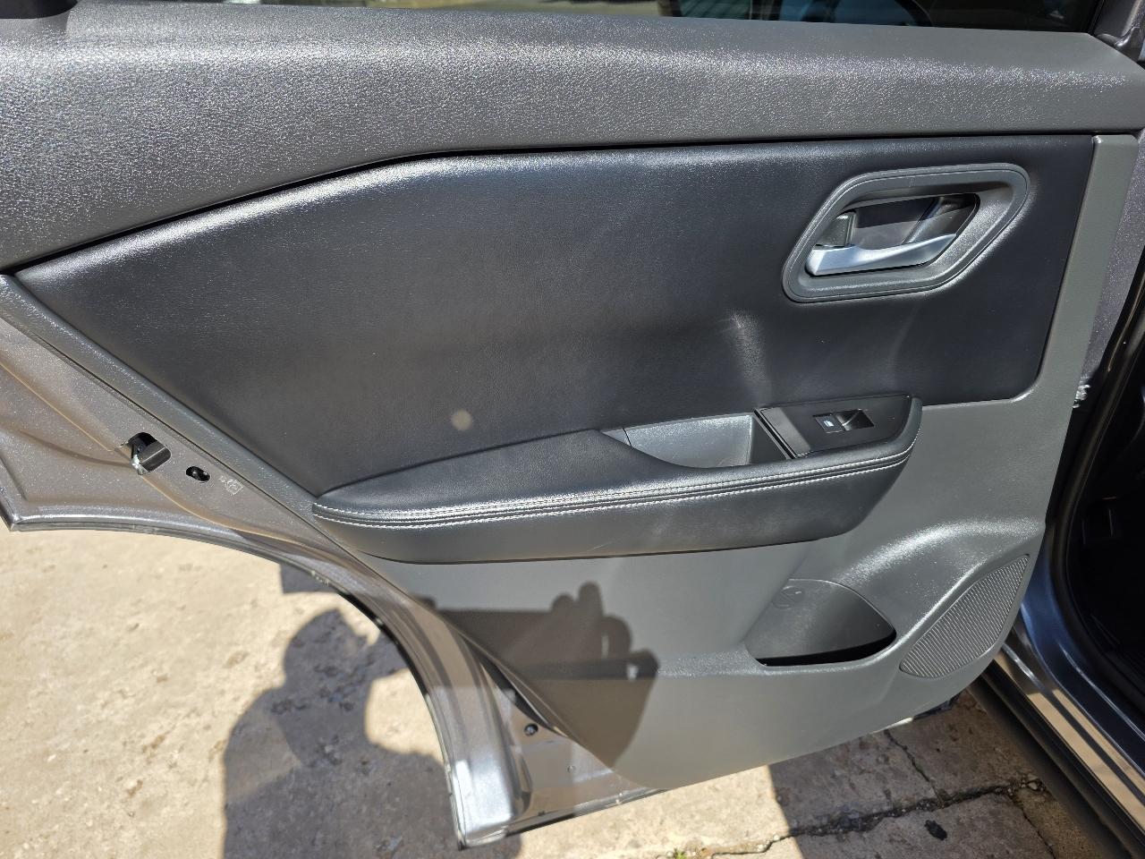 Nissan Rogue AWD SV 2025