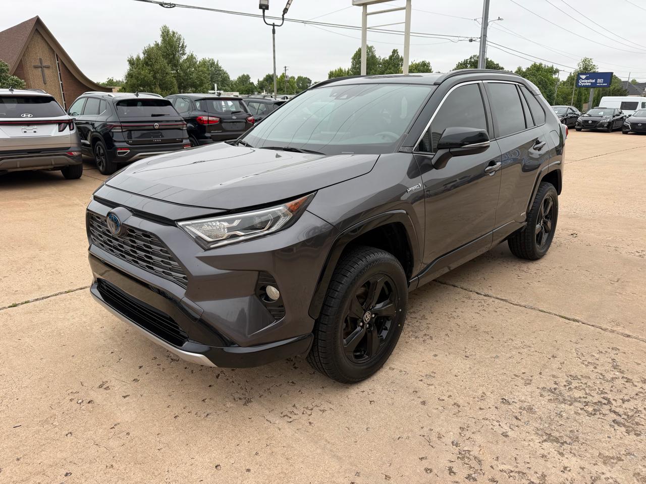 Toyota RAV4 Hybrid XSE AWD (Natl) 2020
