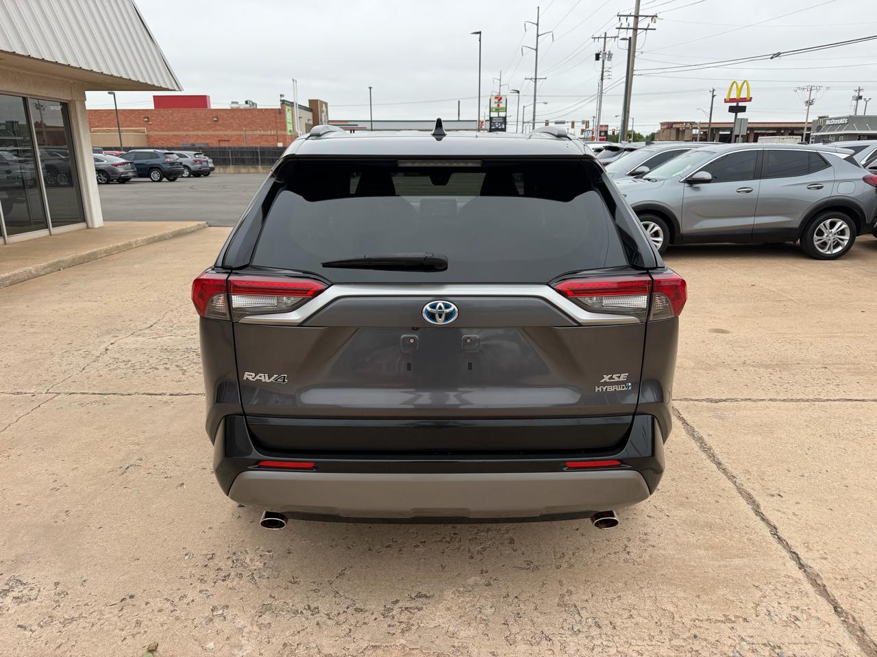 Toyota RAV4 Hybrid XSE AWD (Natl) 2020