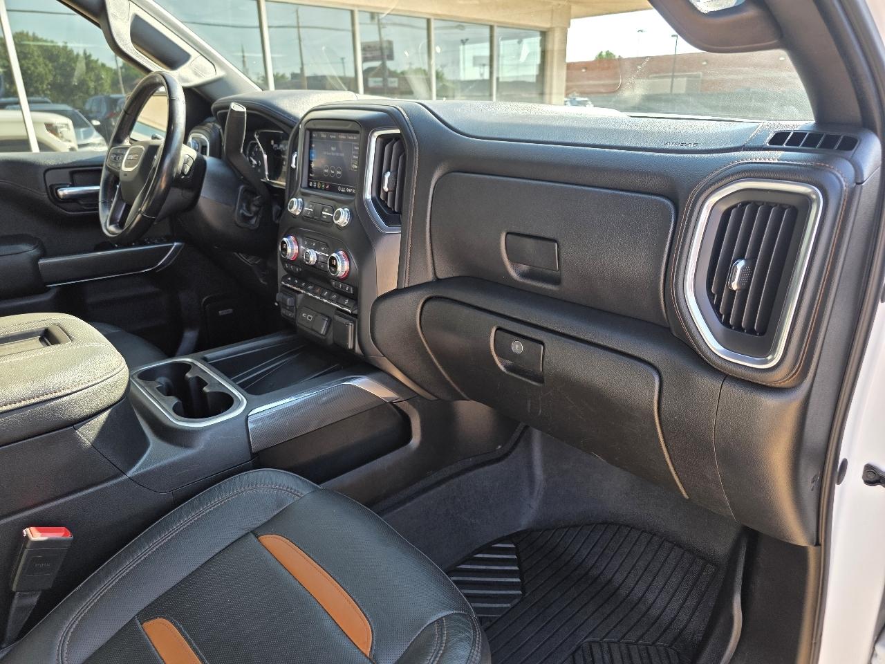 GMC Sierra 1500 4WD Crew Cab 147" AT4 2020