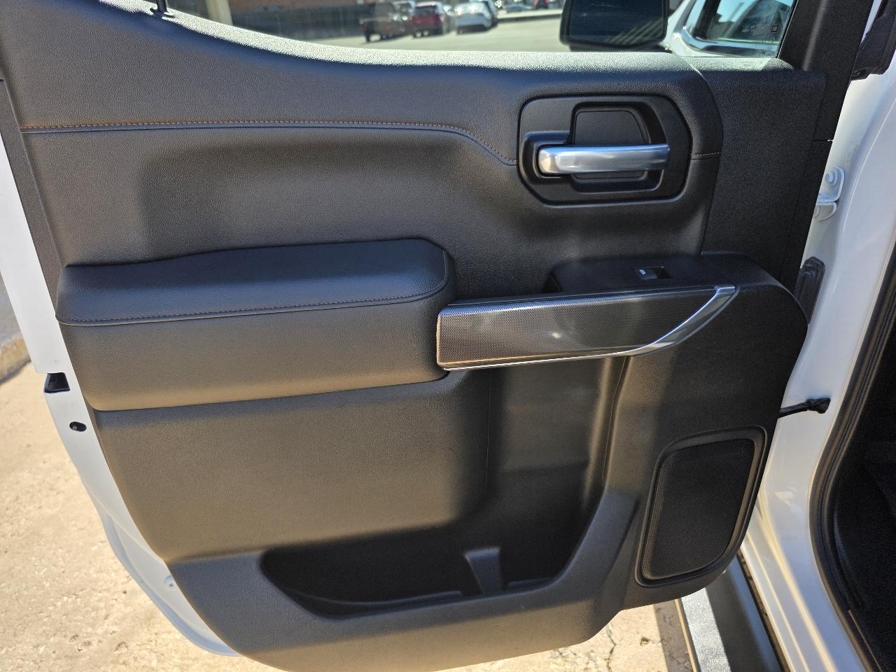 GMC Sierra 1500 4WD Crew Cab 147" AT4 2020