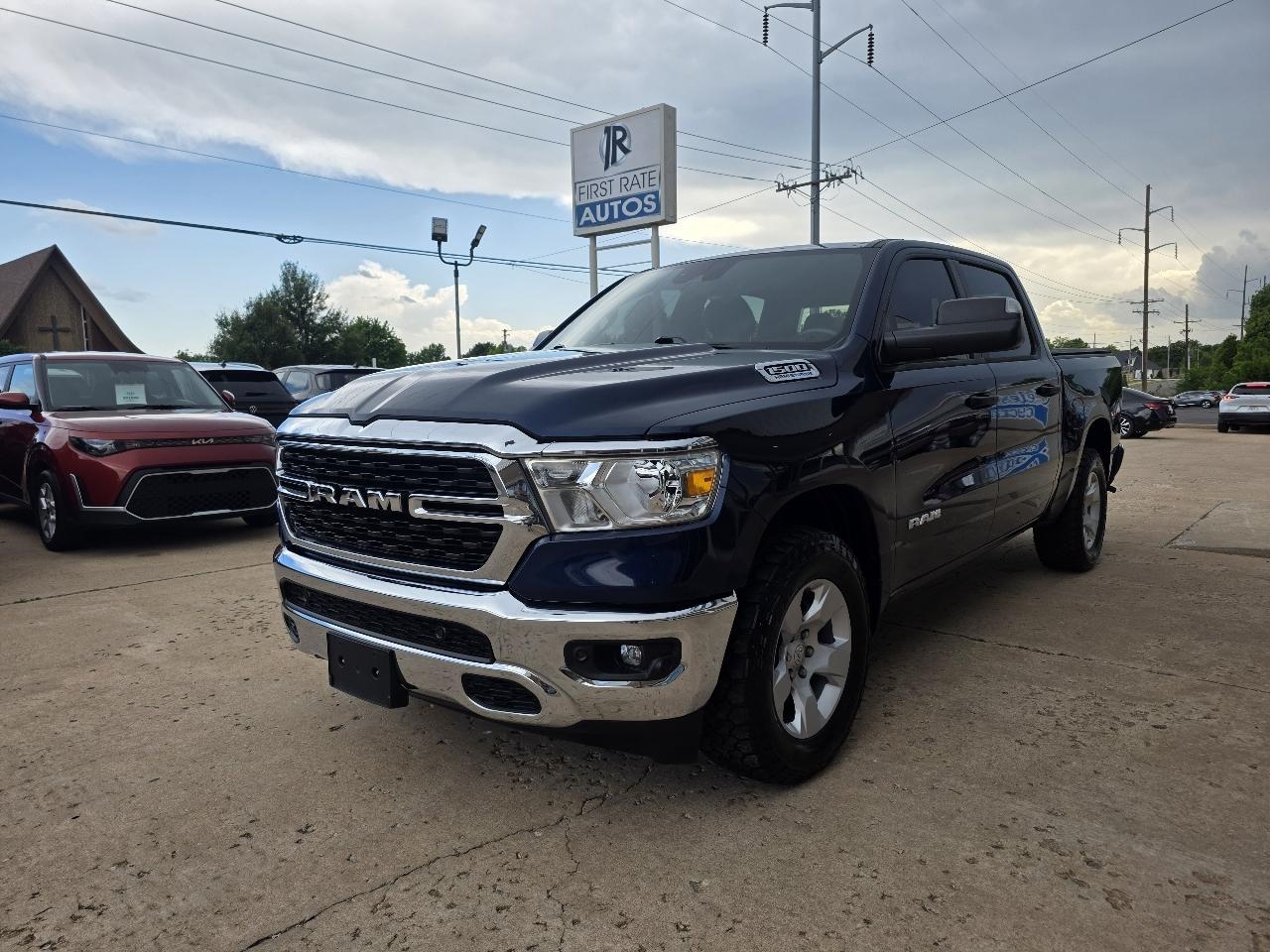 RAM 1500 Big Horn 4x4 Crew Cab 5'7" Box 2024