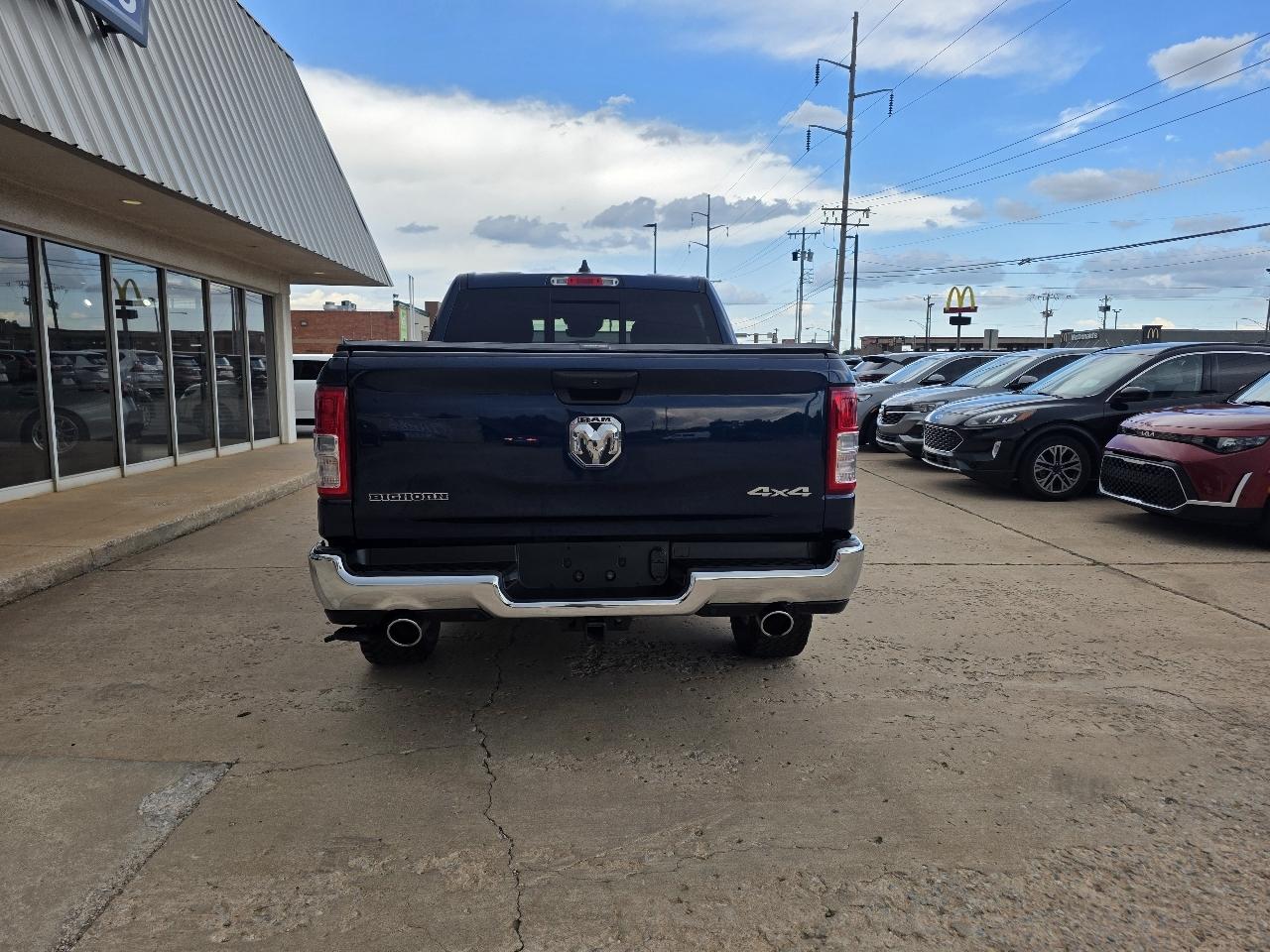 RAM 1500 Big Horn 4x4 Crew Cab 5'7" Box 2024