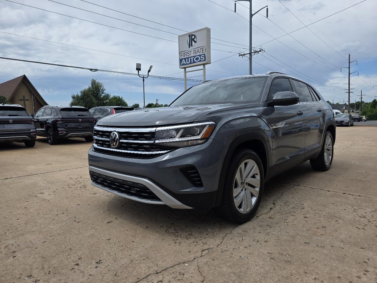 Volkswagen Atlas Cross Sport 3.6L V6 SE w/Technology FWD 2020