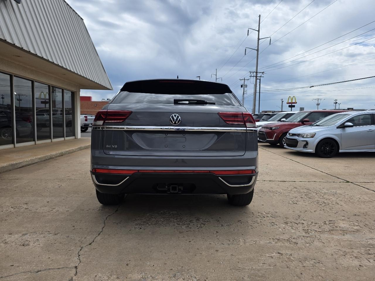Volkswagen Atlas Cross Sport 3.6L V6 SE w/Technology FWD 2020