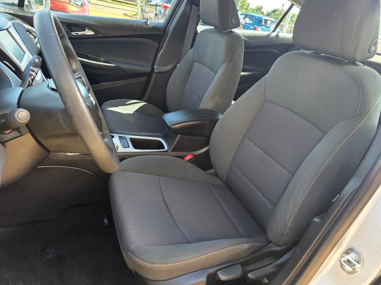 Chevrolet Cruze 4dr Sdn 1.4L LS w/1SB 2018