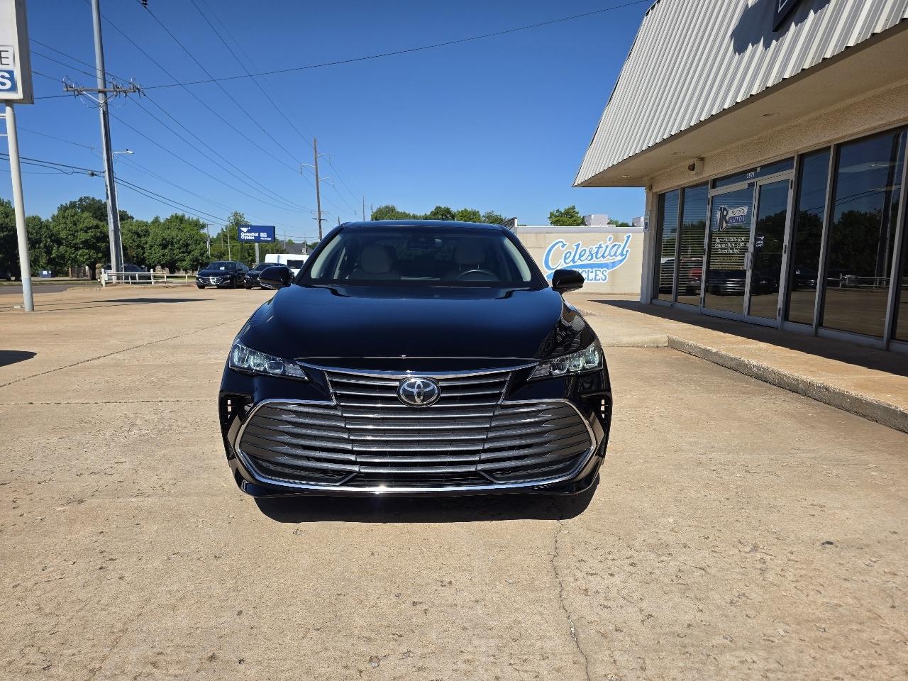 Toyota Avalon XLE FWD (Natl) 2022