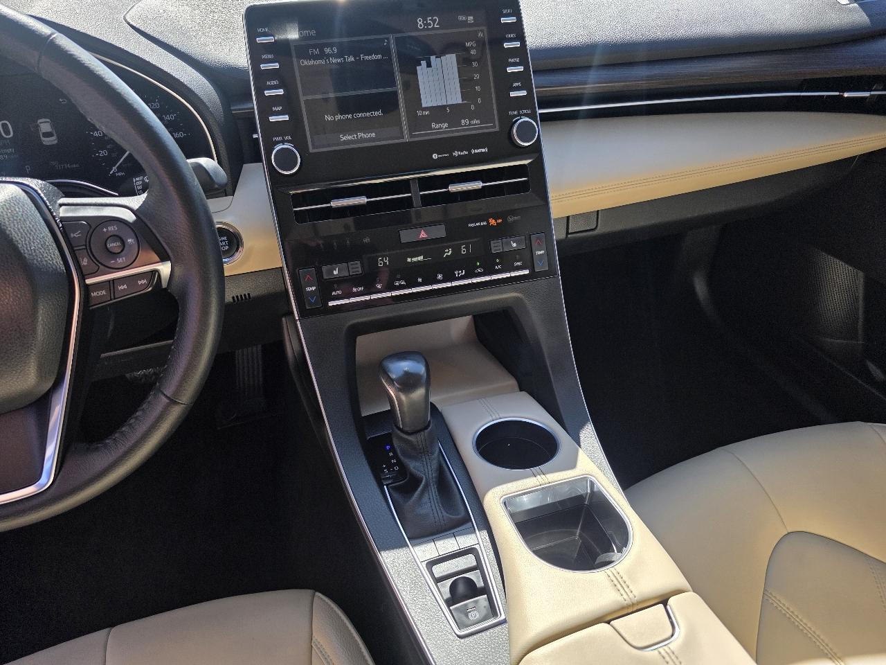 Toyota Avalon XLE FWD (Natl) 2022