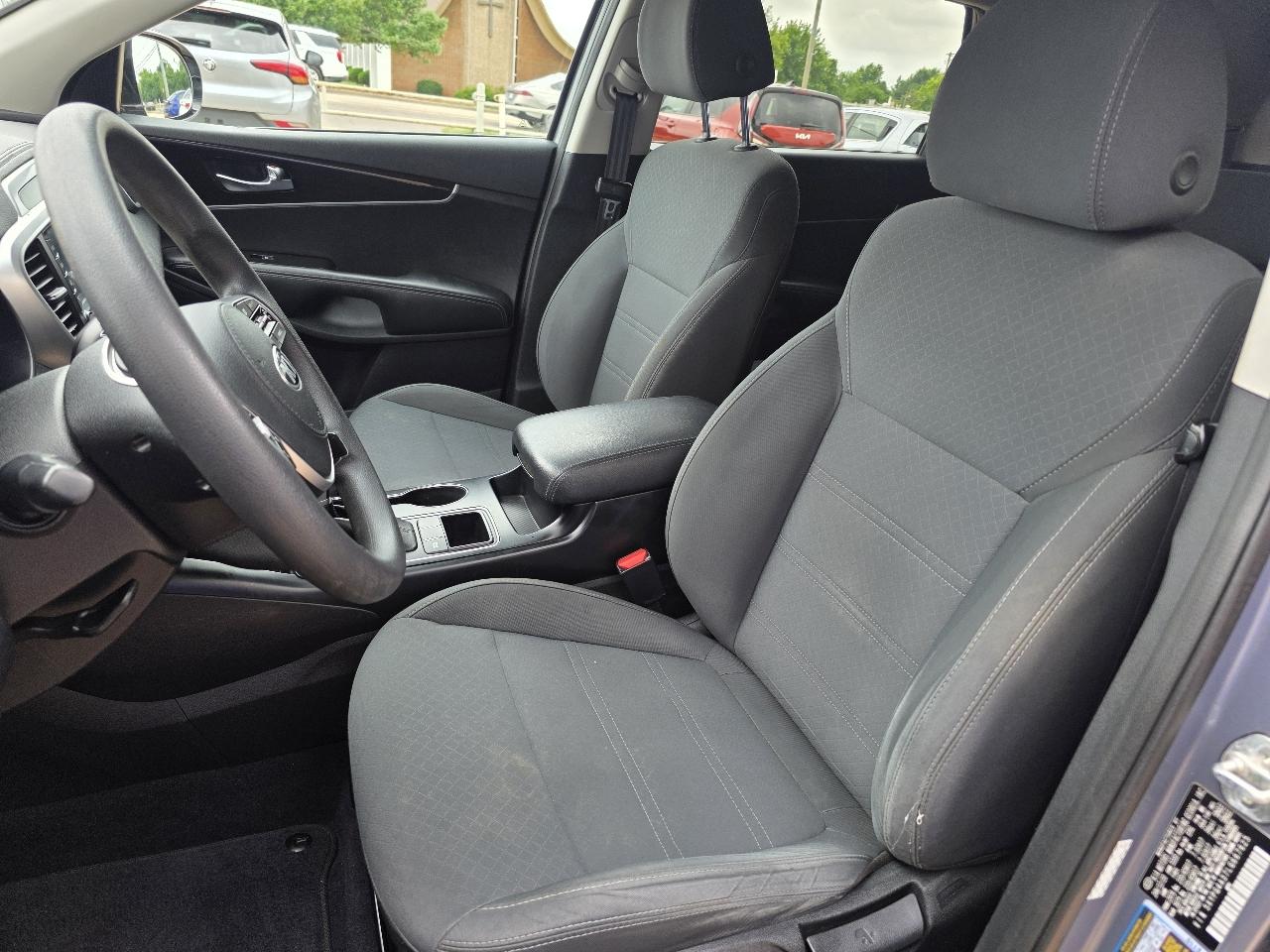 Kia Sorento LX FWD 2020