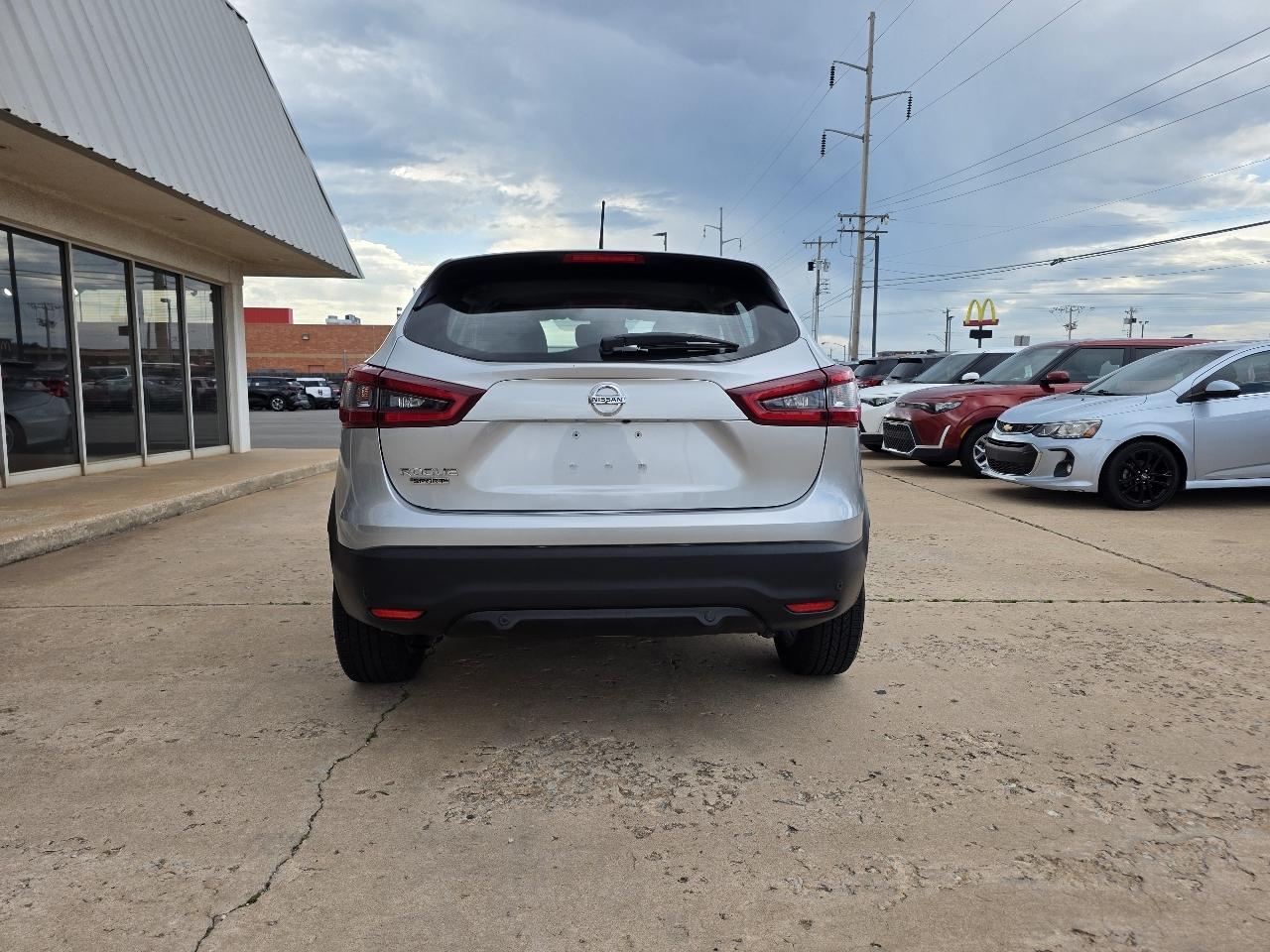 Nissan Rogue Sport FWD S 2021