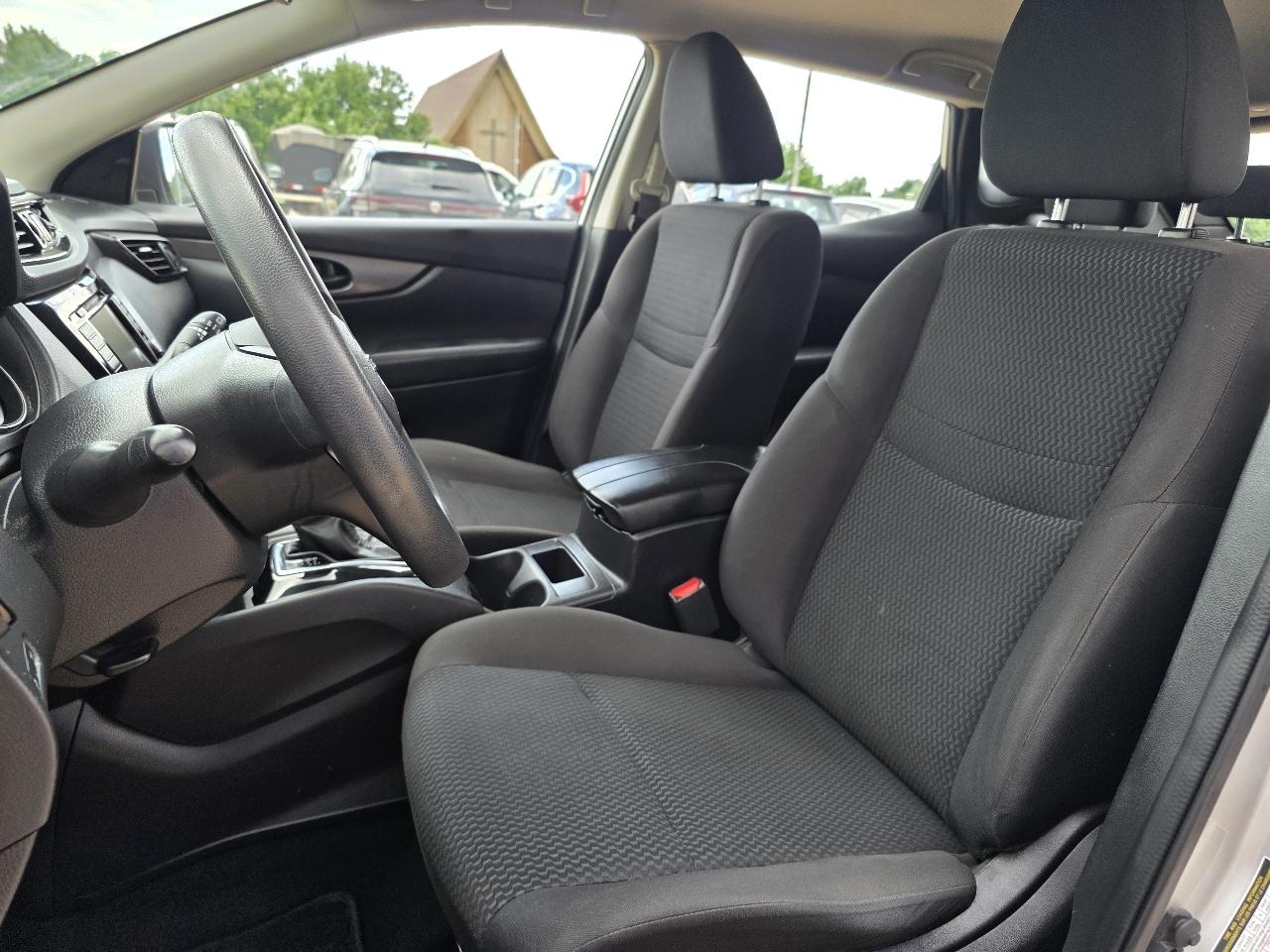Nissan Rogue Sport FWD S 2021