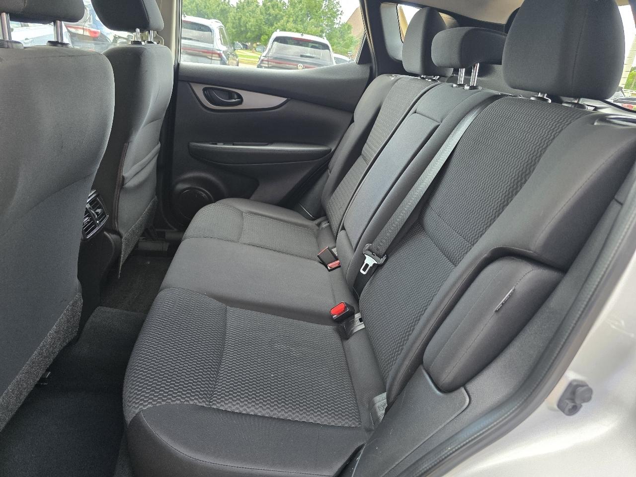 Nissan Rogue Sport FWD S 2021