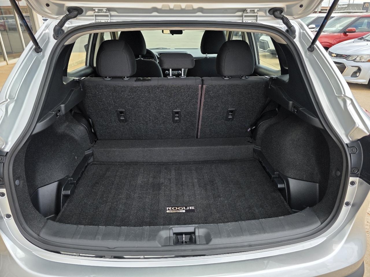 Nissan Rogue Sport FWD S 2021
