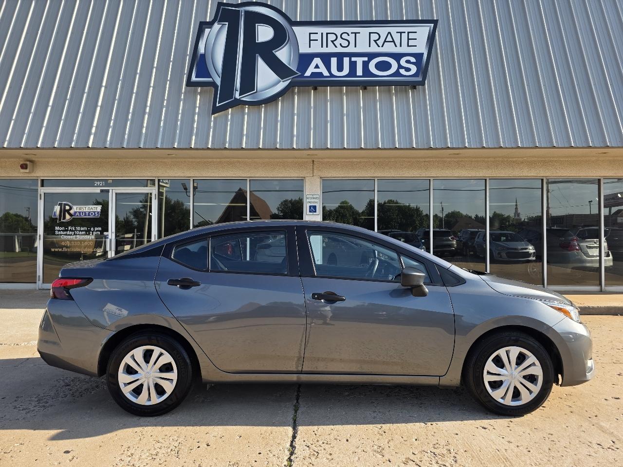 Nissan Versa S CVT 2024