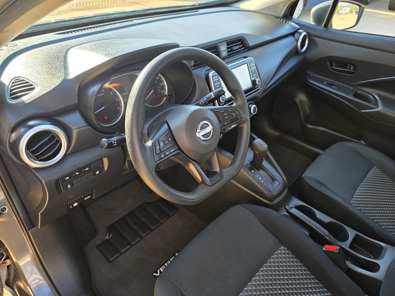 Nissan Versa S CVT 2024
