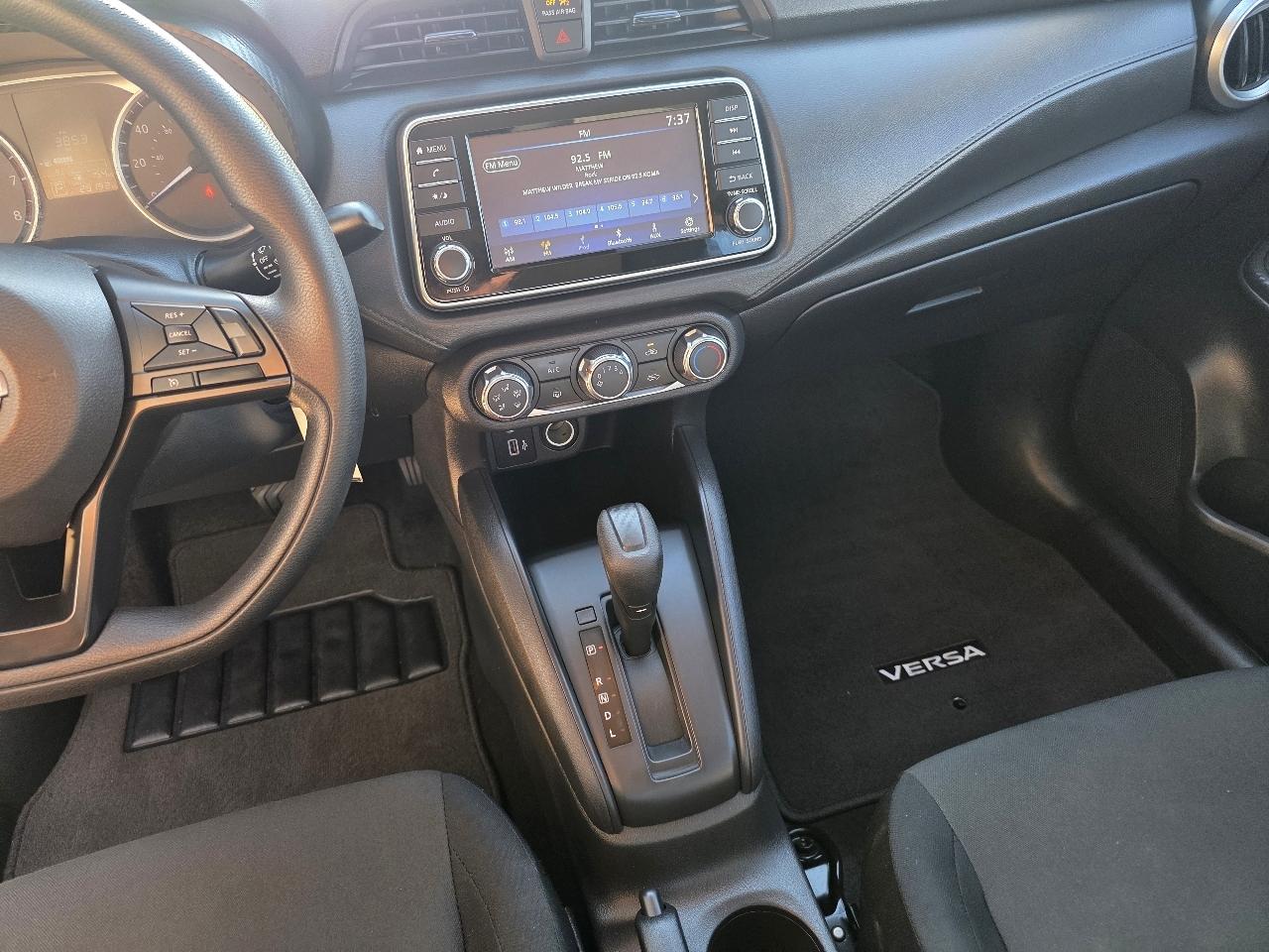 Nissan Versa S CVT 2024