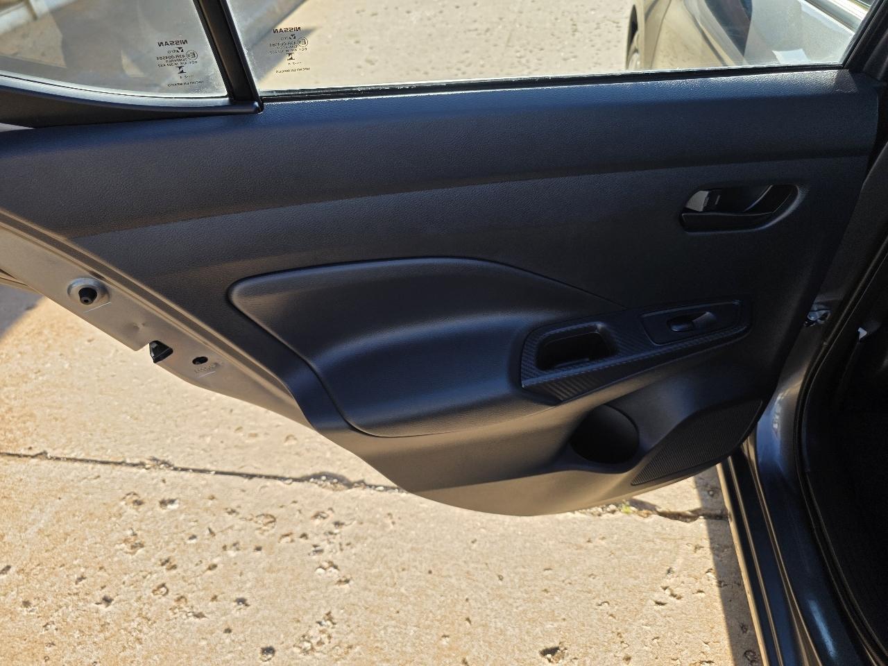 Nissan Versa S CVT 2024