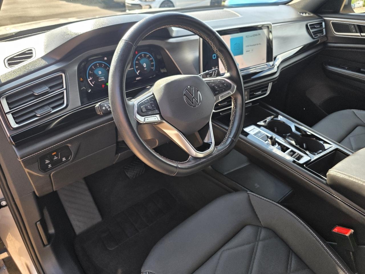 Volkswagen Atlas Cross Sport 2.0T SE w/Technology 4MOTION 2025