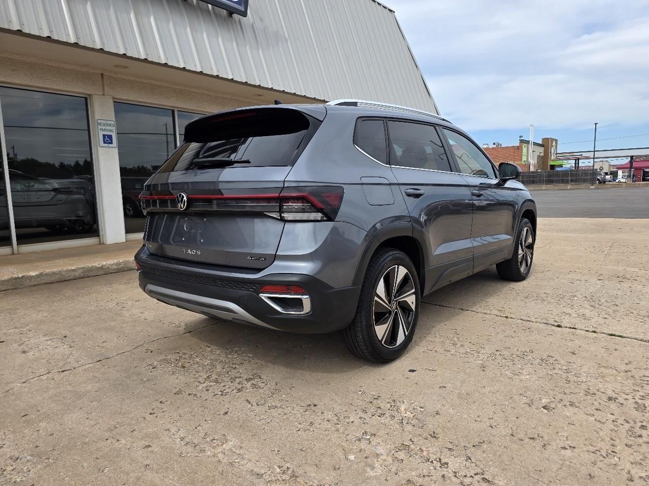 Volkswagen Taos SE 4Motion 2025