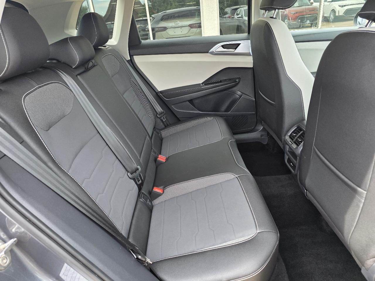 Volkswagen Taos SE 4Motion 2025