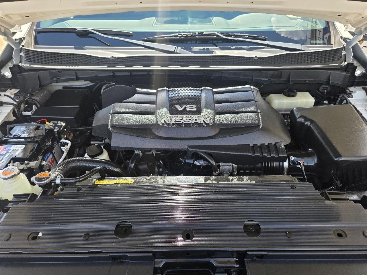 Nissan Titan 4x4 Crew Cab PRO-4X 2019