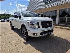 2019 Nissan Titan 