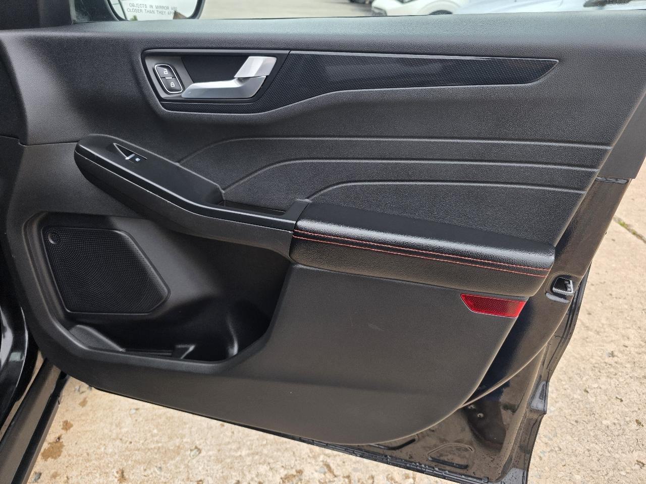 Ford Escape ST-Line AWD 2025