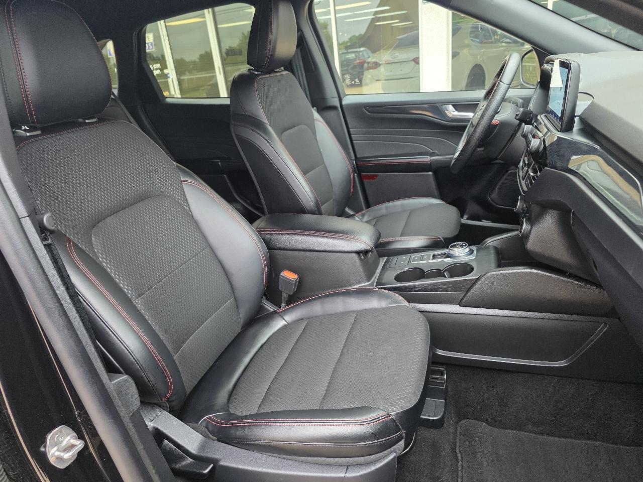 Ford Escape ST-Line AWD 2025