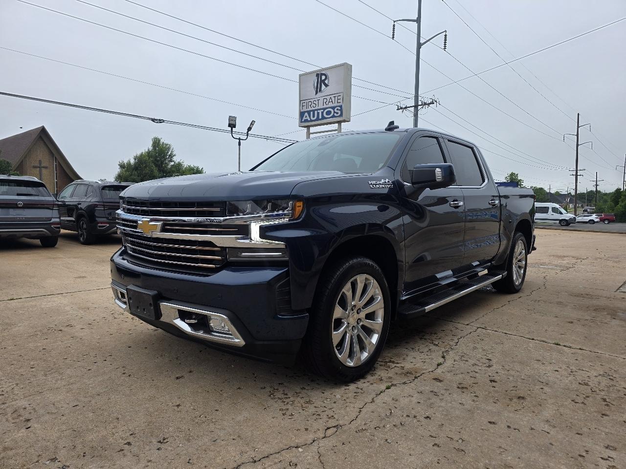 Chevrolet Silverado 1500 LTD 4WD Crew Cab 147" High Country 2022