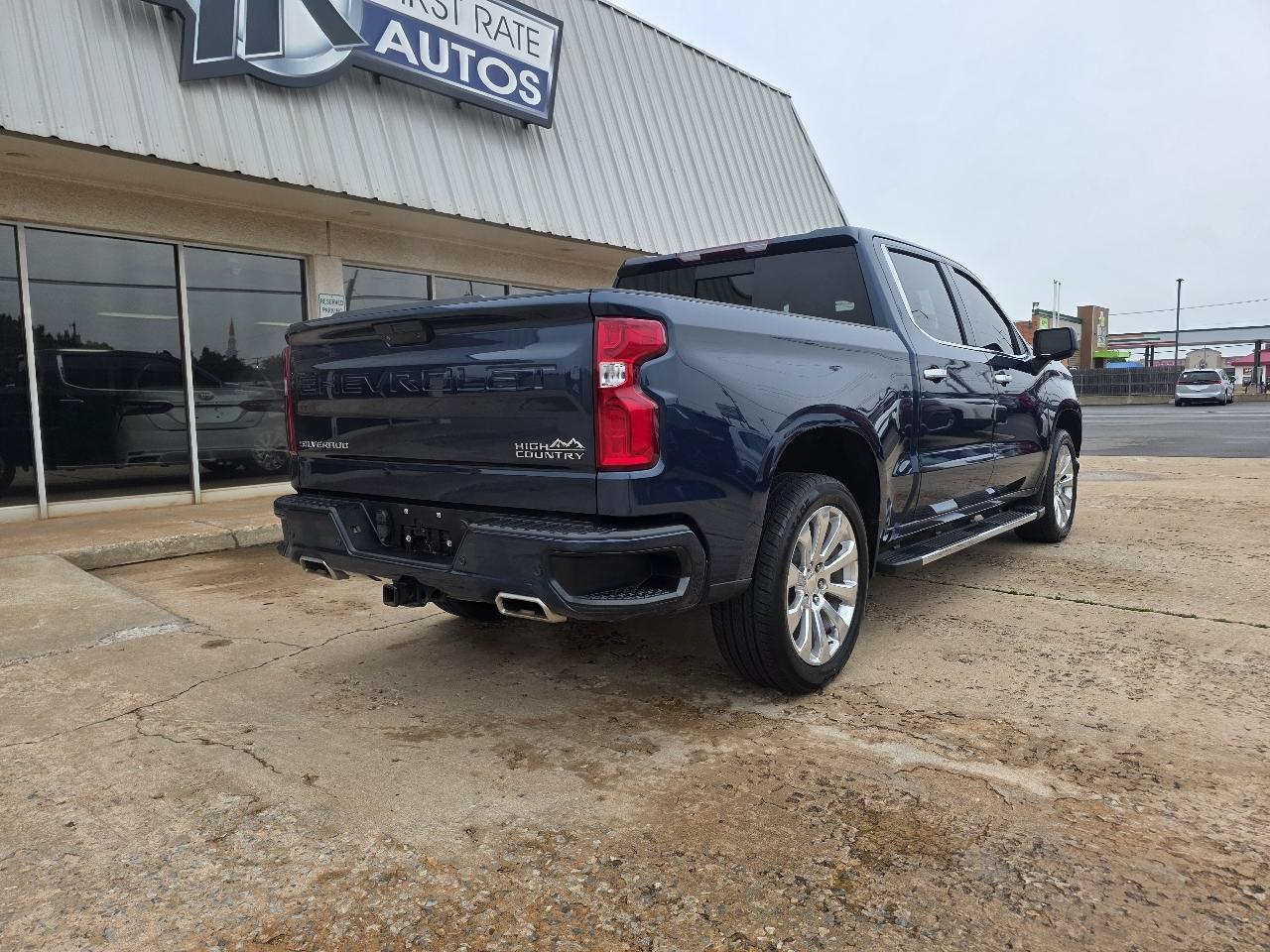 Chevrolet Silverado 1500 LTD 4WD Crew Cab 147" High Country 2022
