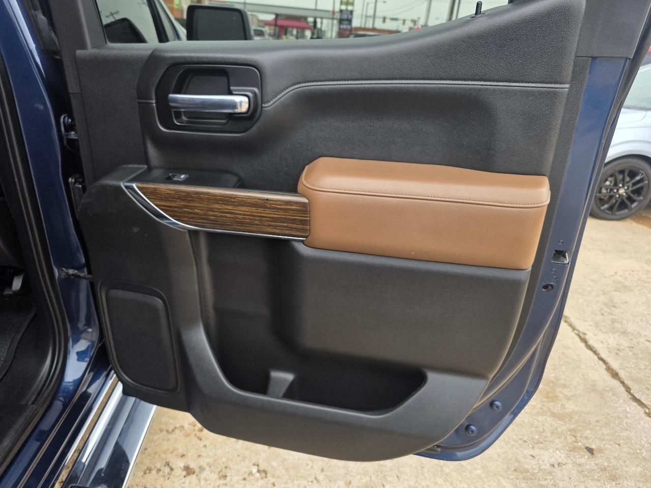 Chevrolet Silverado 1500 LTD 4WD Crew Cab 147" High Country 2022