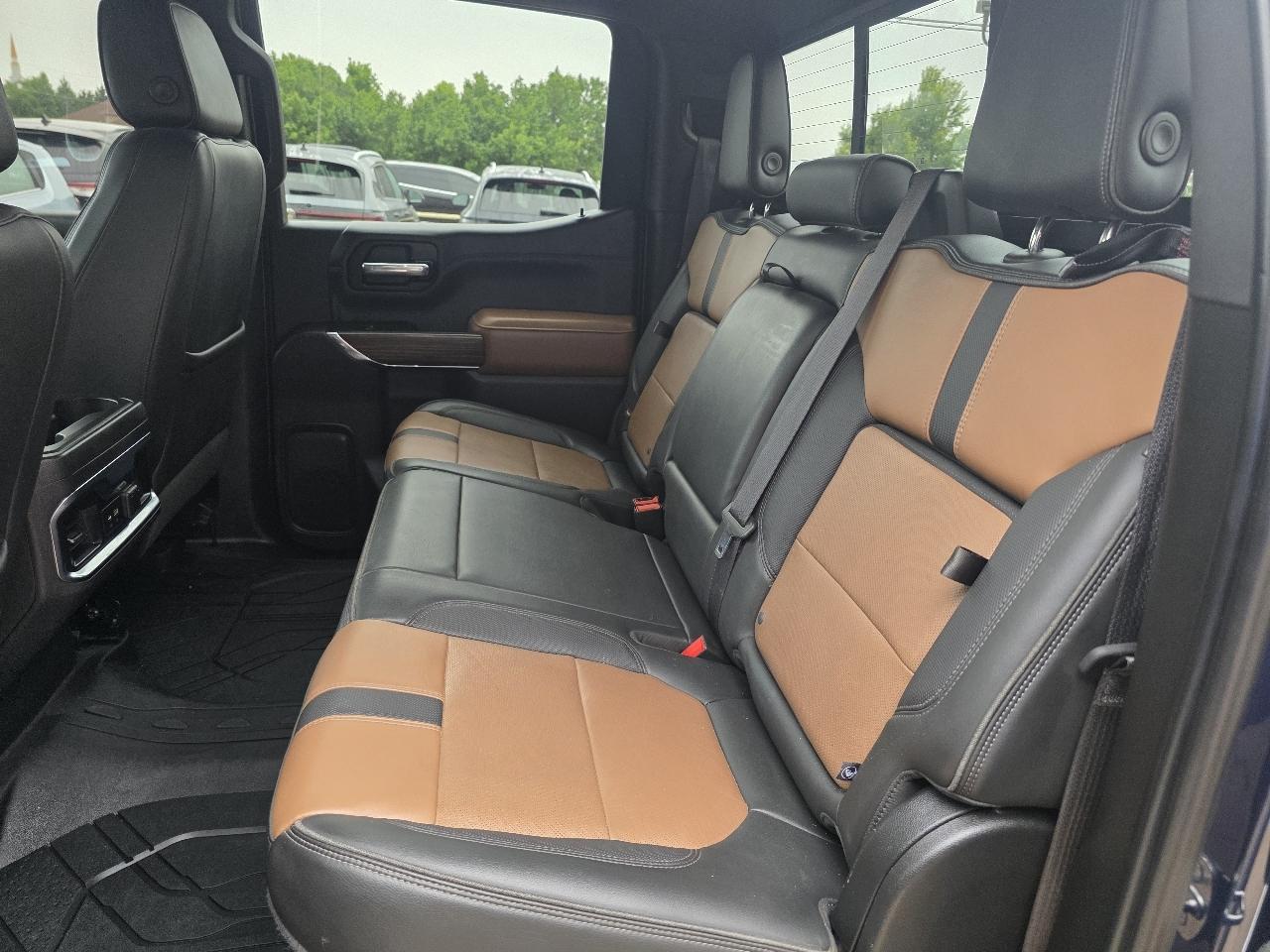 Chevrolet Silverado 1500 LTD 4WD Crew Cab 147" High Country 2022