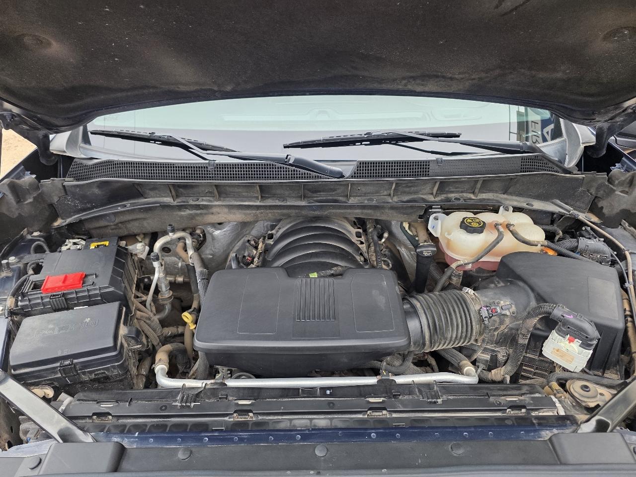 Chevrolet Silverado 1500 LTD 4WD Crew Cab 147" High Country 2022