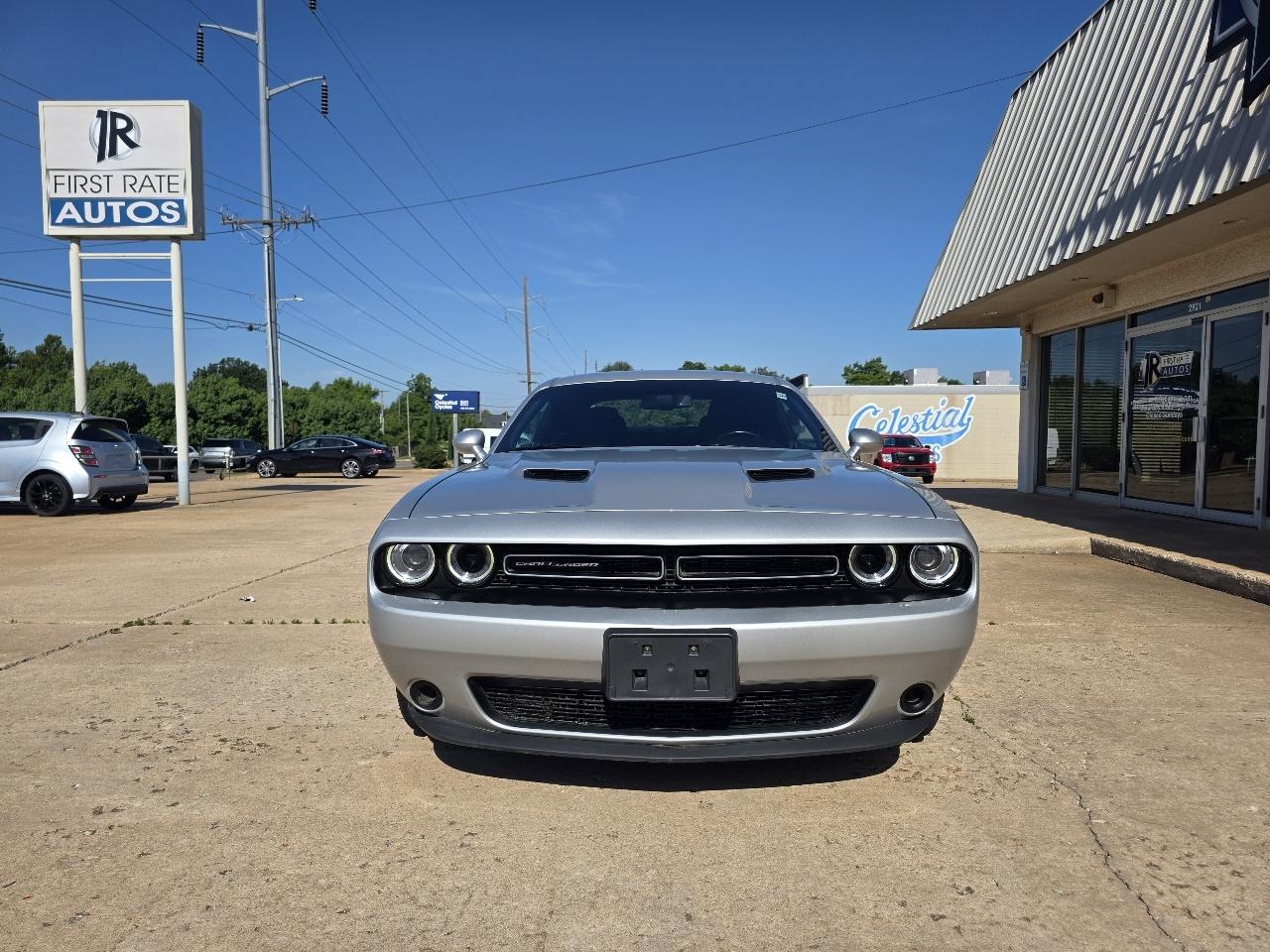 Dodge Challenger SXT RWD 2020