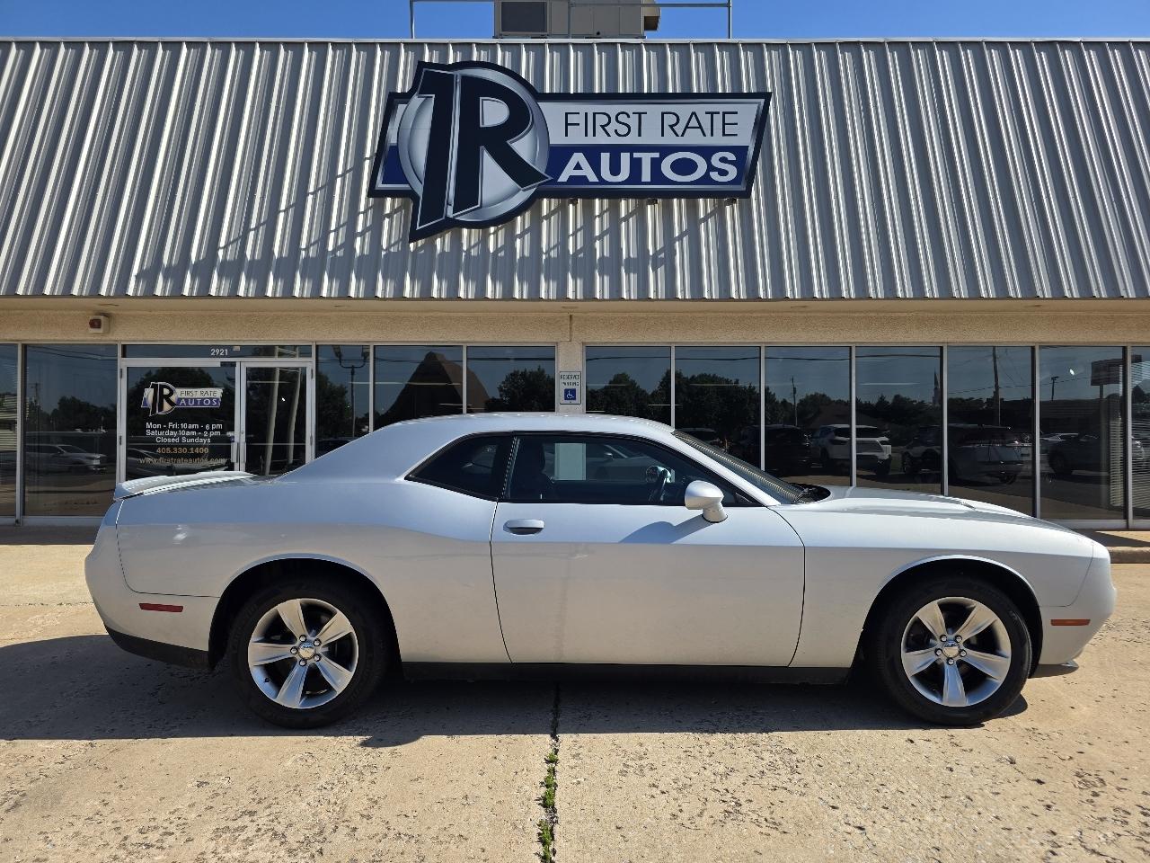 Dodge Challenger SXT RWD 2020