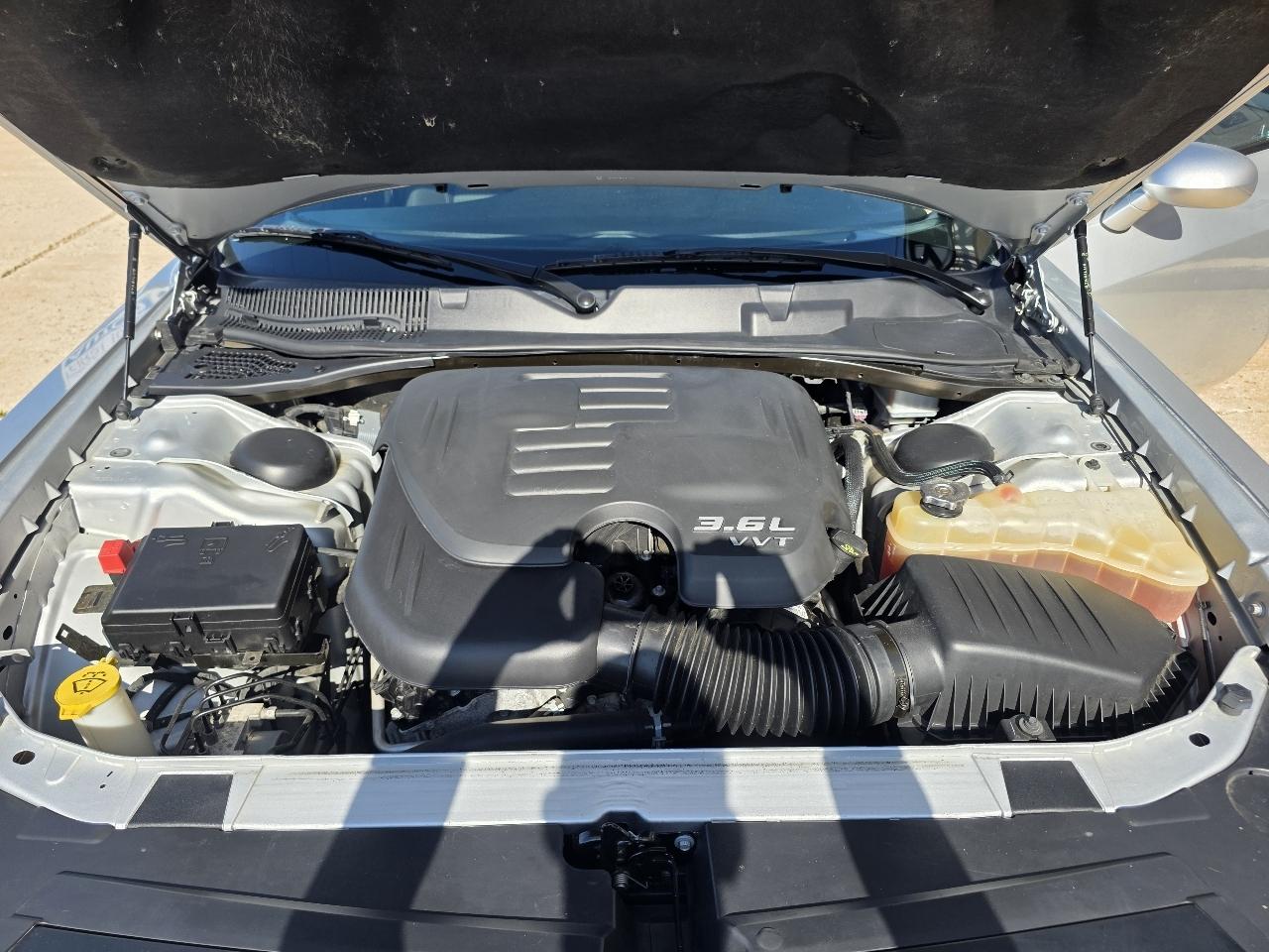 Dodge Challenger SXT RWD 2020